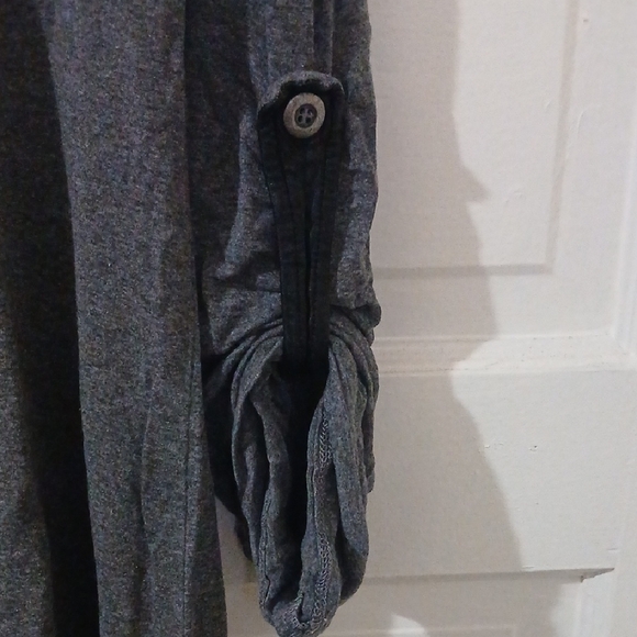 Gray Collared Button-Front Knit Tunic - Picture 5 of 7